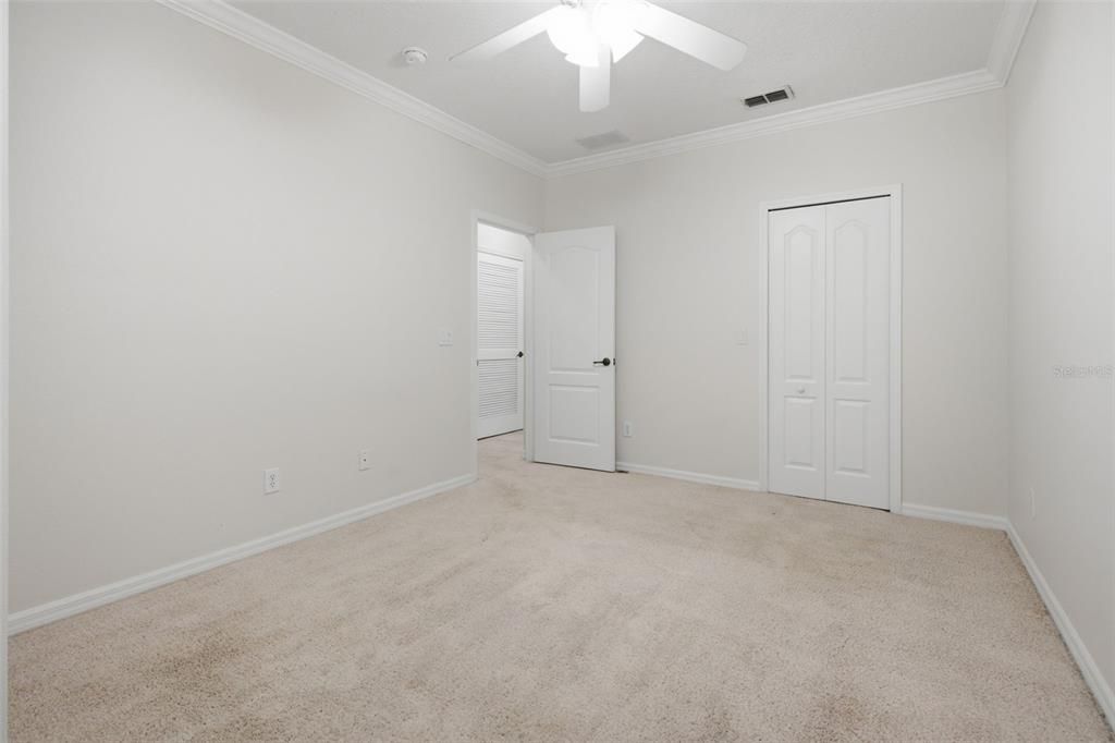 For Sale: $299,000 (3 beds, 2 baths, 1465 Square Feet)