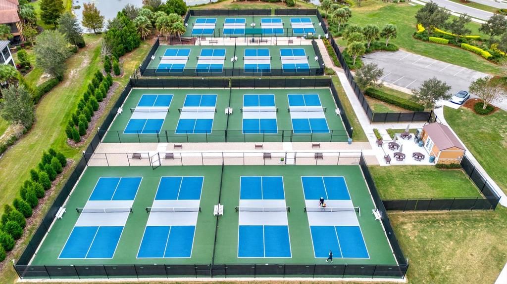 En Venta: $619,000 (3 camas, 2 baños, 2209 Pies cuadrados)
