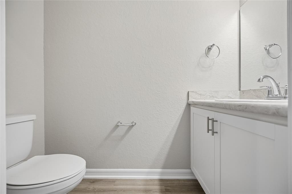 For Rent: $2,600 (4 beds, 2 baths, 2029 Square Feet)