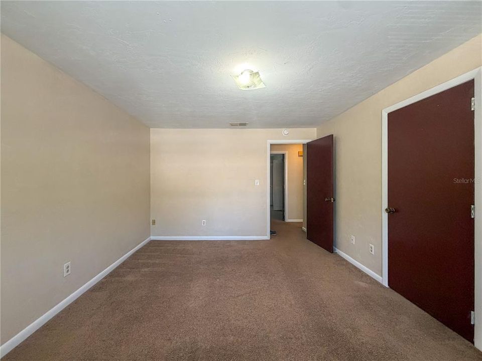 For Rent: $1,125 (2 beds, 1 baths, 1072 Square Feet)
