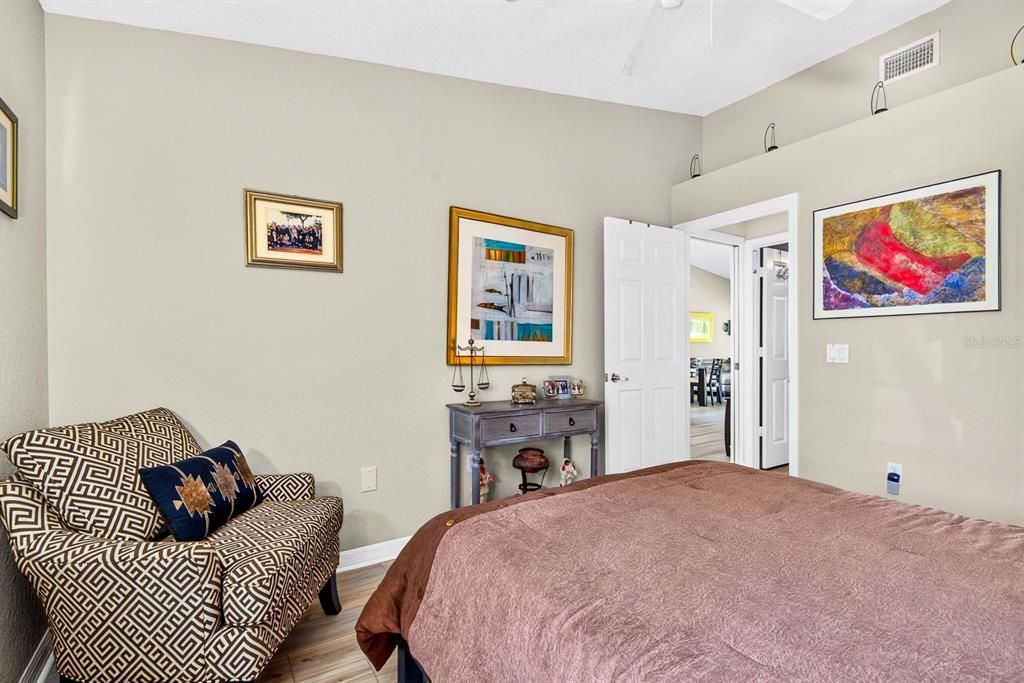 En Venta: $479,900 (3 camas, 2 baños, 1759 Pies cuadrados)