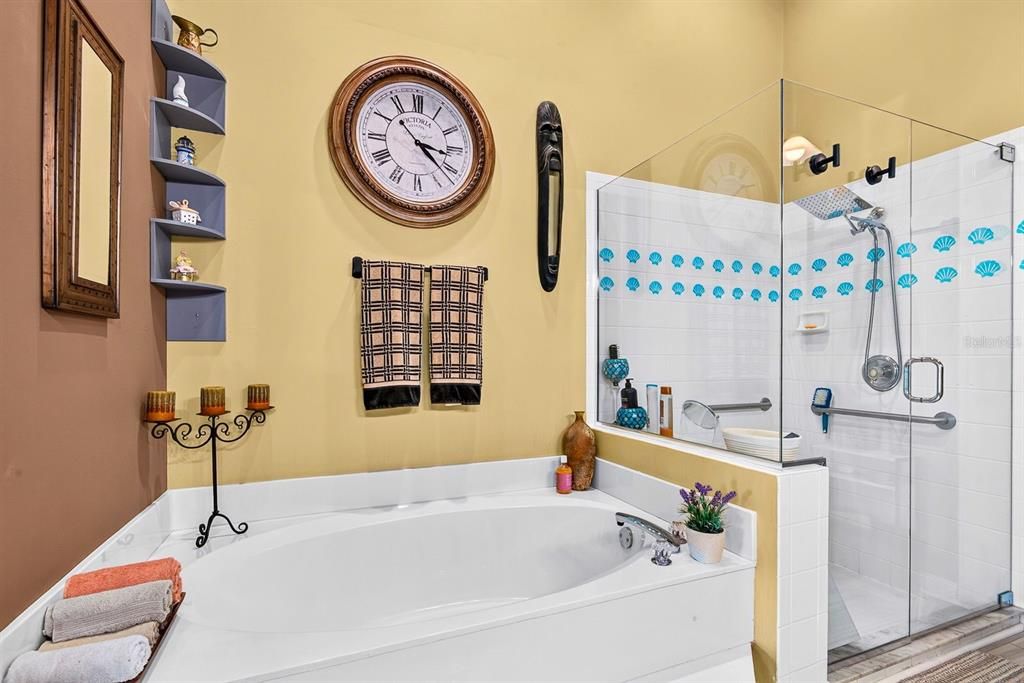 En Venta: $479,900 (3 camas, 2 baños, 1759 Pies cuadrados)