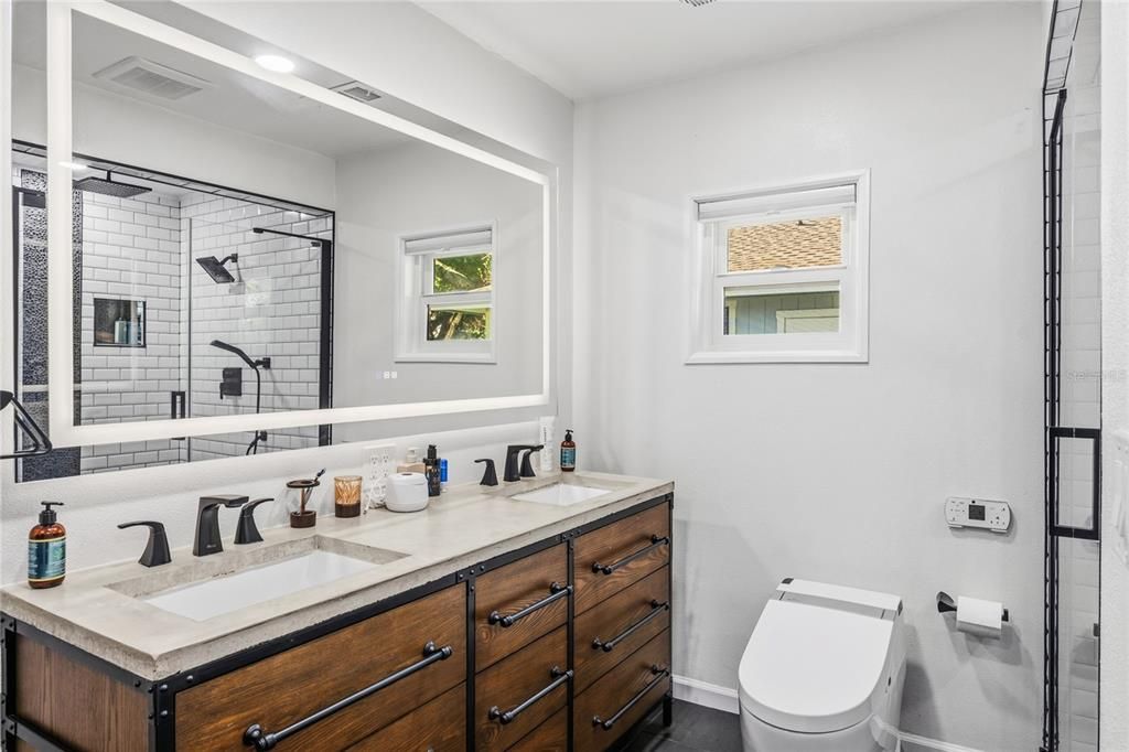 For Sale: $739,777 (4 beds, 2 baths, 2124 Square Feet)