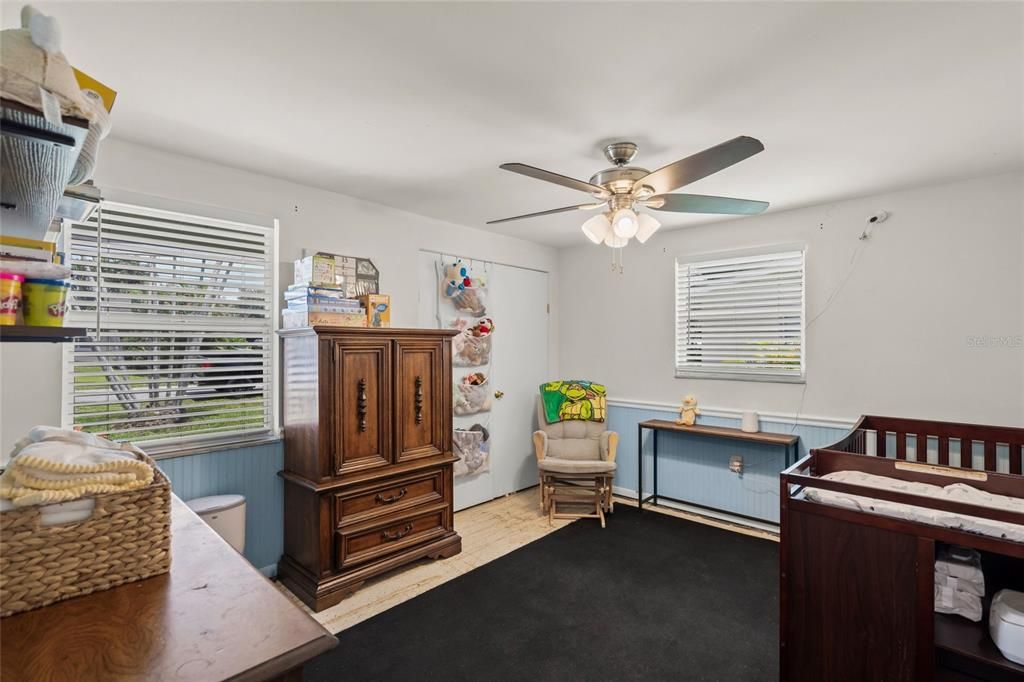 For Sale: $349,900 (2 beds, 2 baths, 1241 Square Feet)