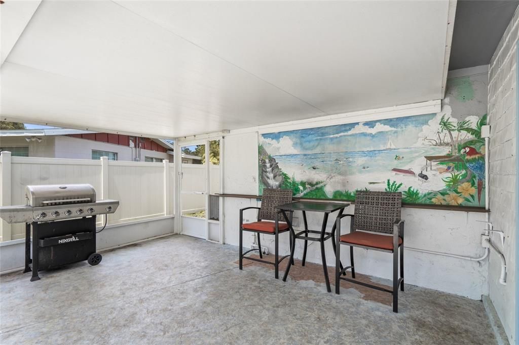 For Sale: $349,900 (2 beds, 2 baths, 1241 Square Feet)