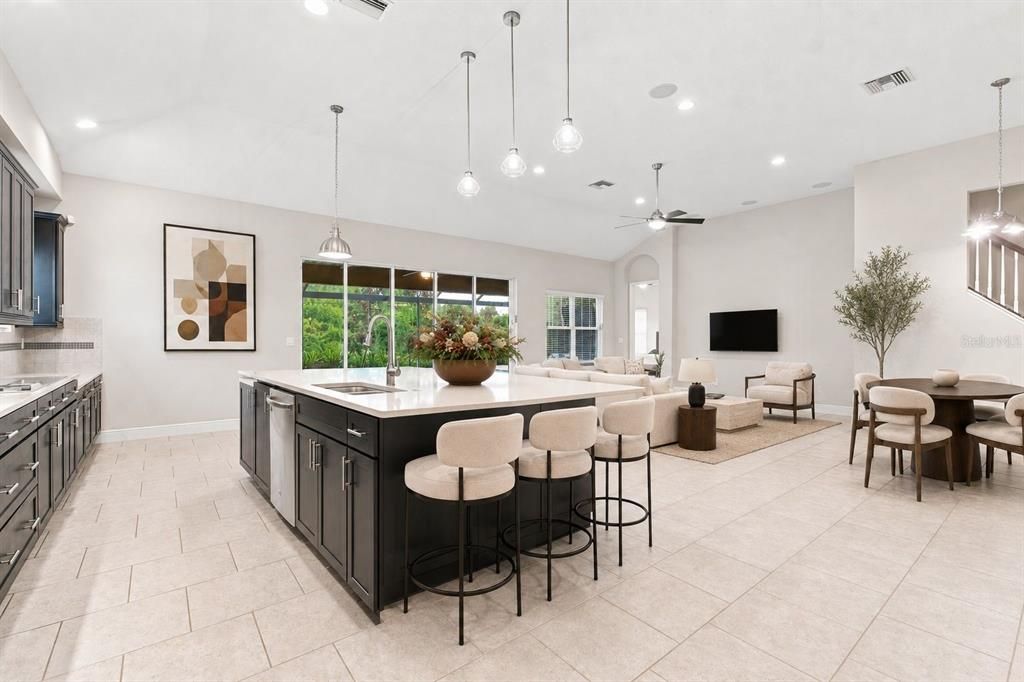 For Sale: $749,999 (5 beds, 5 baths, 3214 Square Feet)