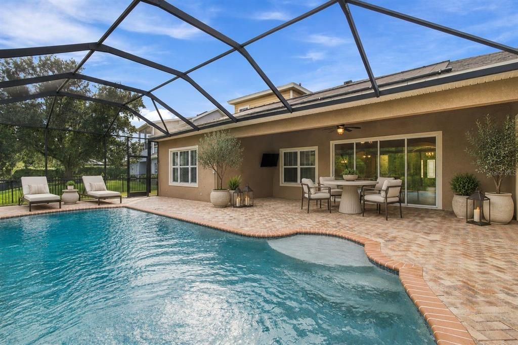 For Sale: $749,999 (5 beds, 5 baths, 3214 Square Feet)
