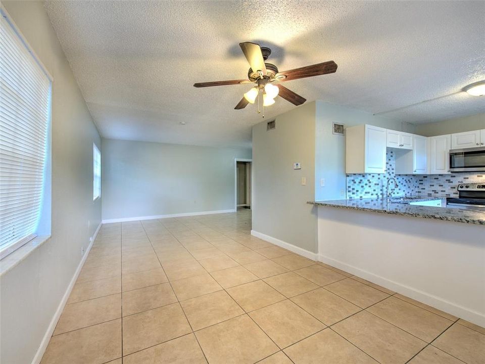 For Rent: $2,995 (5 beds, 3 baths, 2252 Square Feet)
