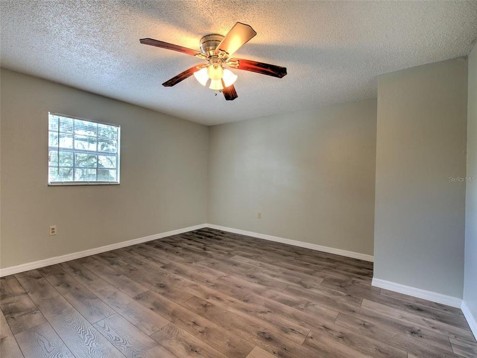 For Rent: $2,995 (5 beds, 3 baths, 2252 Square Feet)