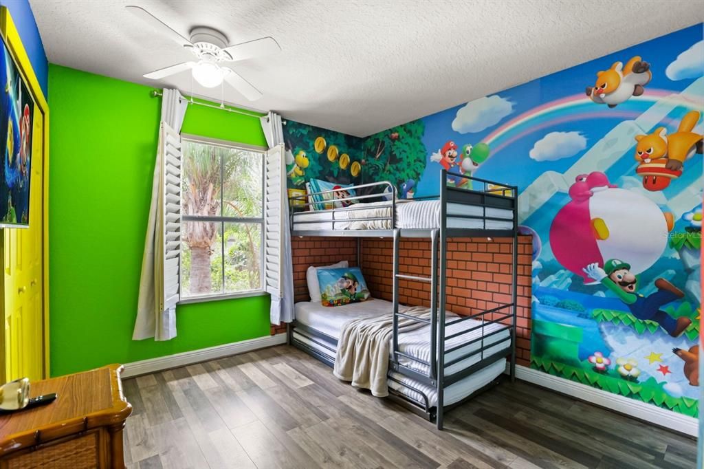 For Sale: $249,000 (4 beds, 3 baths, 1425 Square Feet)