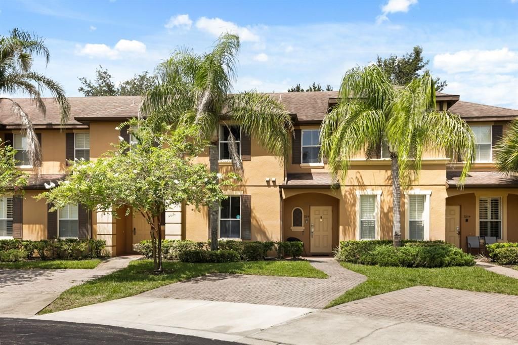 For Sale: $249,000 (4 beds, 3 baths, 1425 Square Feet)