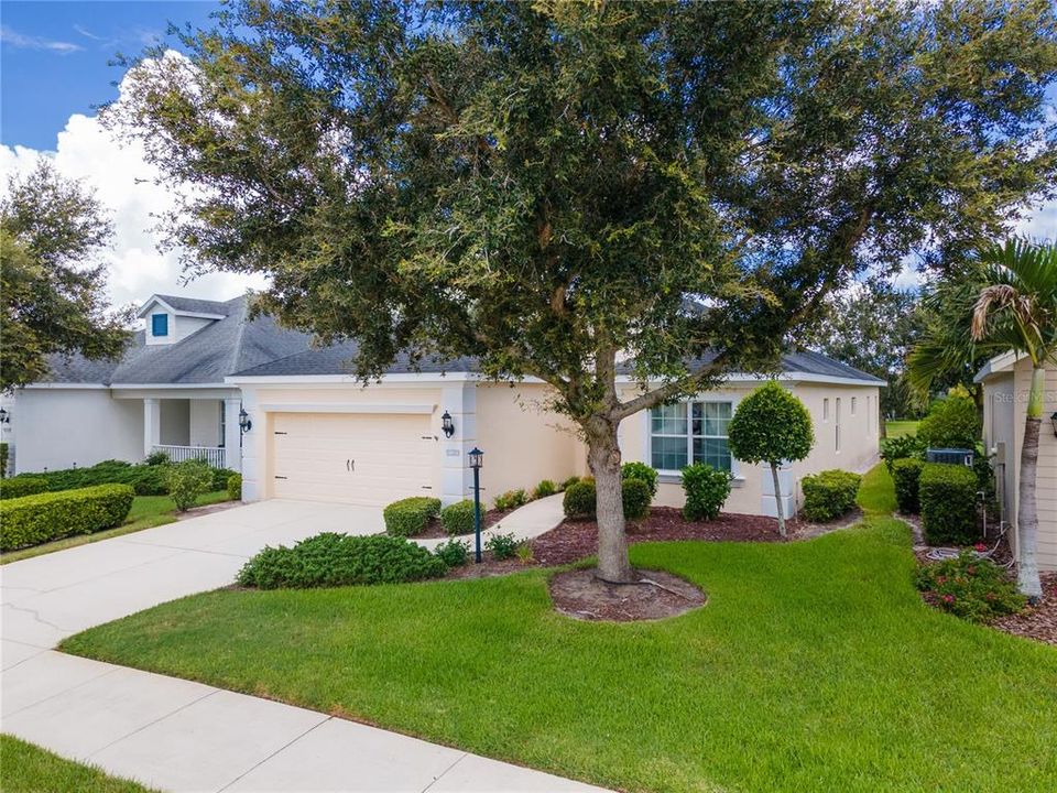 For Sale: $450,000 (3 beds, 2 baths, 2166 Square Feet)