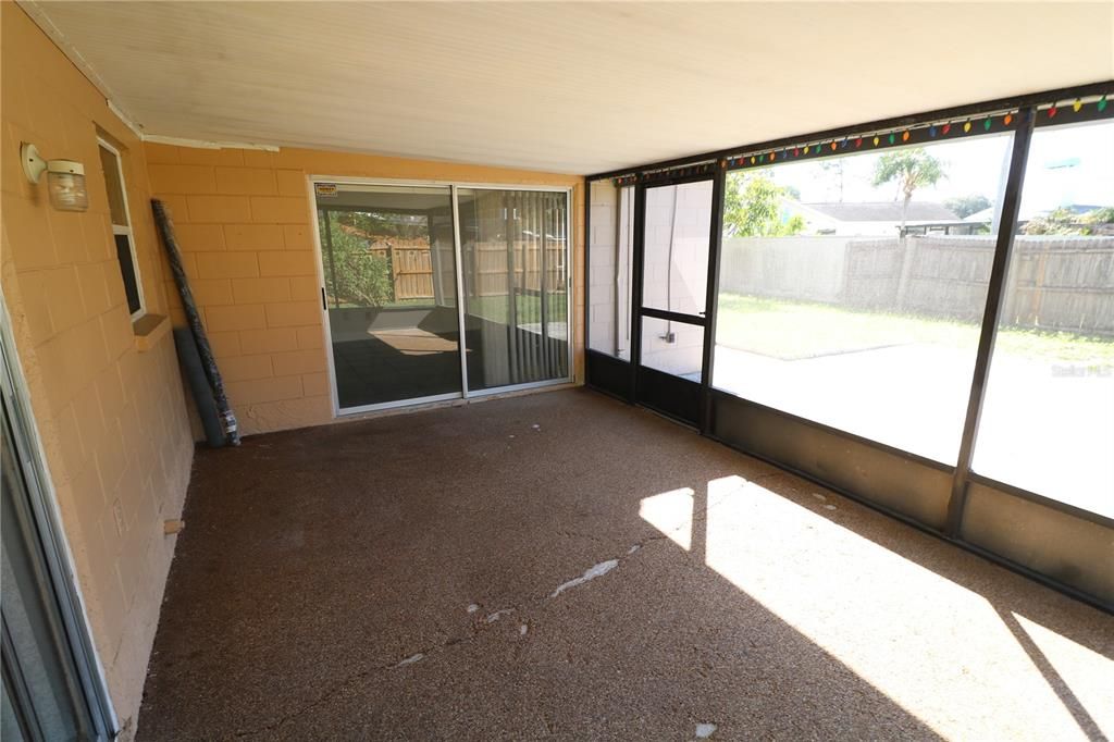 For Rent: $2,600 (3 beds, 2 baths, 1575 Square Feet)