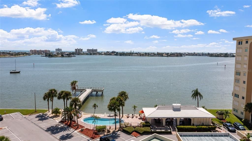 For Rent: $2,295 (2 beds, 2 baths, 1050 Square Feet)