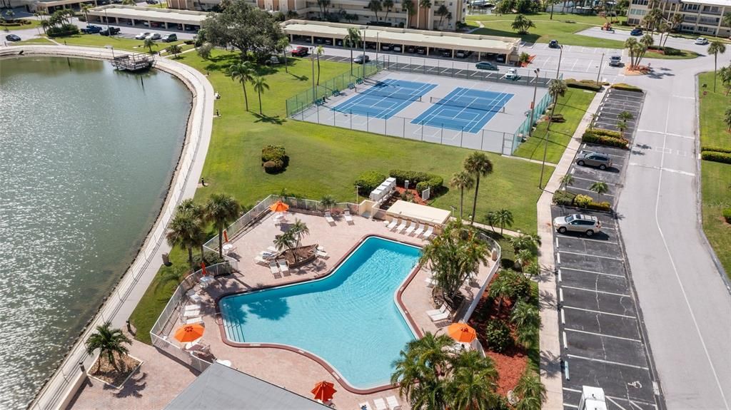 For Rent: $2,295 (2 beds, 2 baths, 1050 Square Feet)