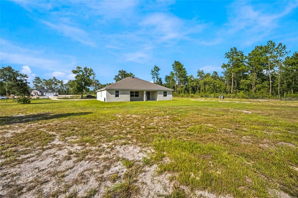 For Sale: $565,000 (4 beds, 3 baths, 2472 Square Feet)