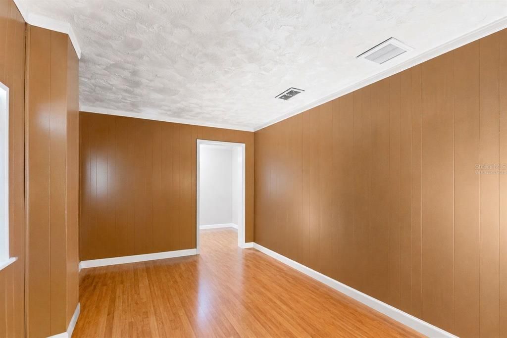 En Venta: $290,000 (2 camas, 1 baños, 1110 Pies cuadrados)