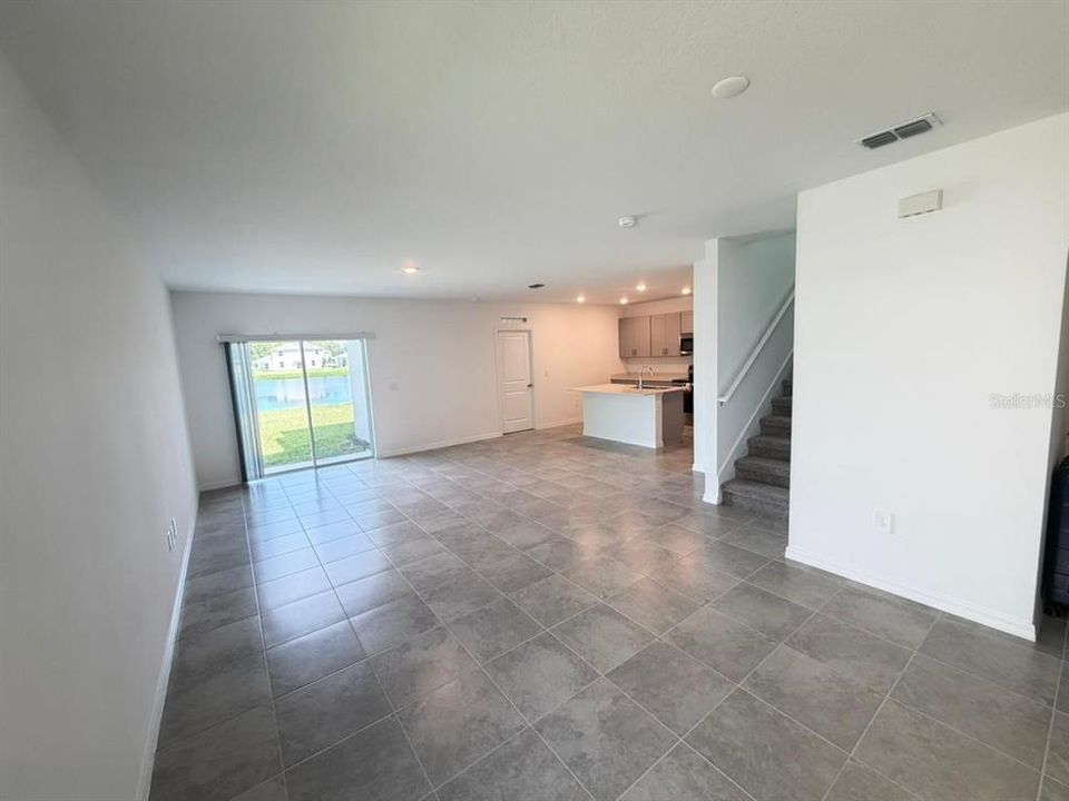 For Rent: $2,800 (5 beds, 3 baths, 2471 Square Feet)