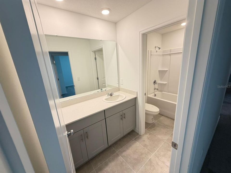 For Rent: $2,800 (5 beds, 3 baths, 2471 Square Feet)