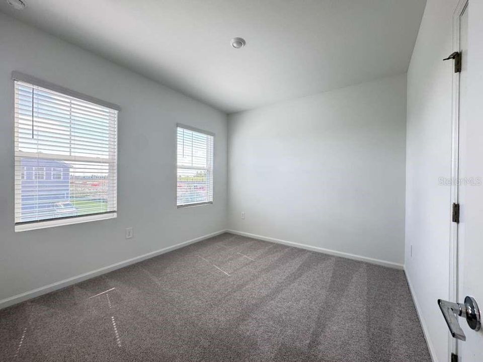 For Rent: $2,600 (3 beds, 2 baths, 1795 Square Feet)