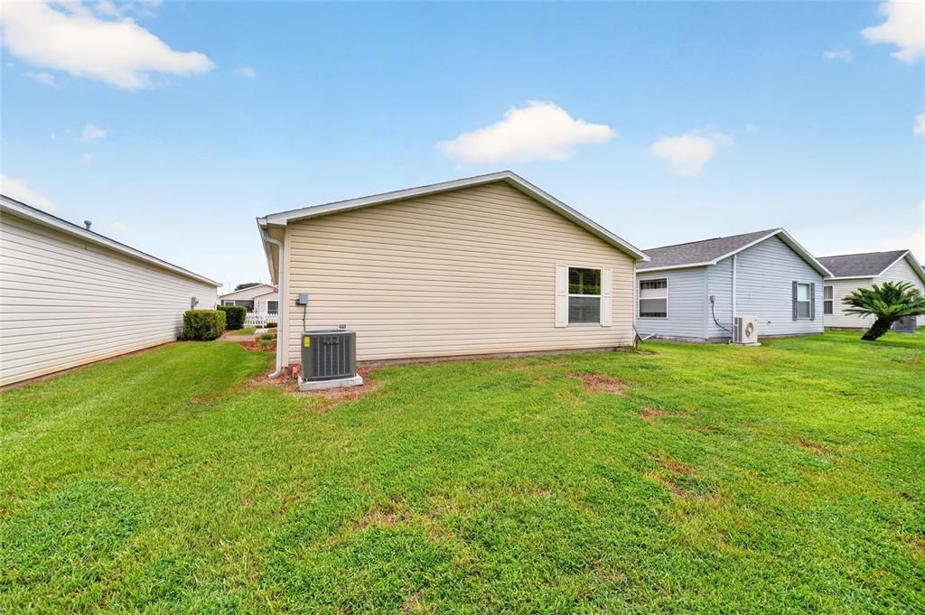 For Sale: $259,900 (2 beds, 2 baths, 1189 Square Feet)