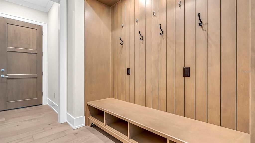 For Sale: $6,995,000 (5 beds, 5 baths, 5479 Square Feet)