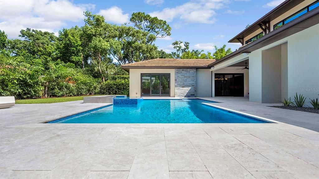 For Sale: $6,995,000 (5 beds, 5 baths, 5479 Square Feet)