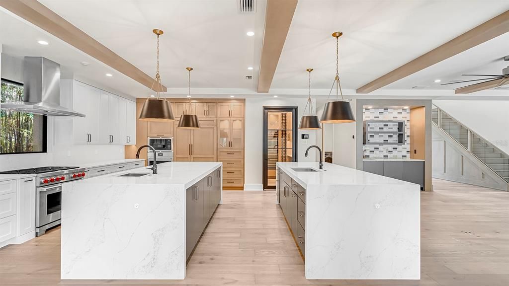 For Sale: $6,995,000 (5 beds, 5 baths, 5479 Square Feet)