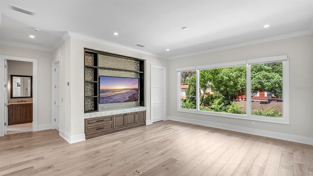 For Sale: $6,995,000 (5 beds, 5 baths, 5479 Square Feet)