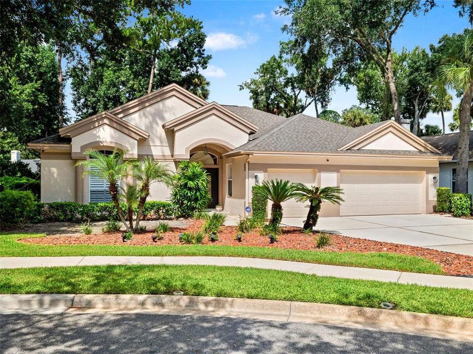 For Sale: $760,000 (5 beds, 3 baths, 2779 Square Feet)