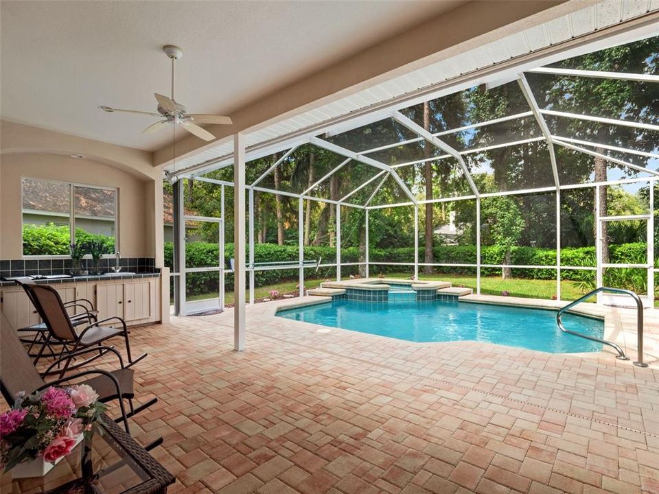 For Sale: $760,000 (5 beds, 3 baths, 2779 Square Feet)