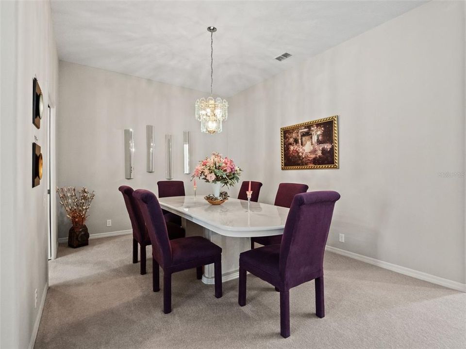 For Sale: $760,000 (5 beds, 3 baths, 2779 Square Feet)