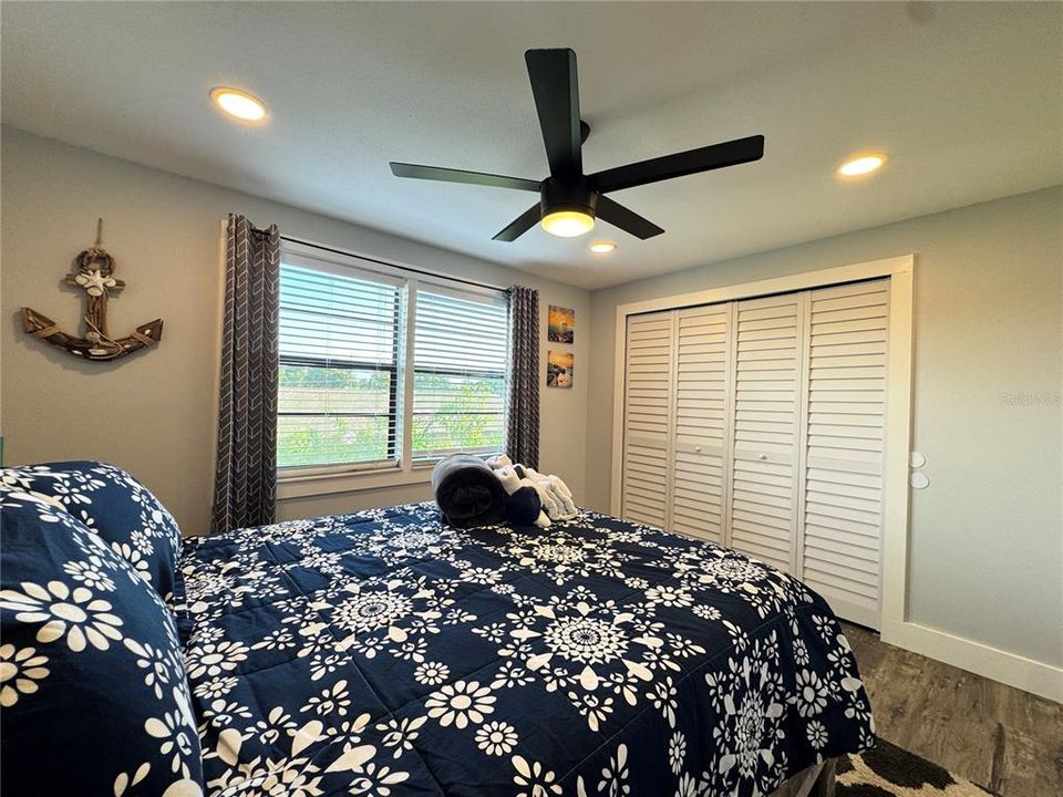 For Rent: $1,850 (2 beds, 2 baths, 900 Square Feet)