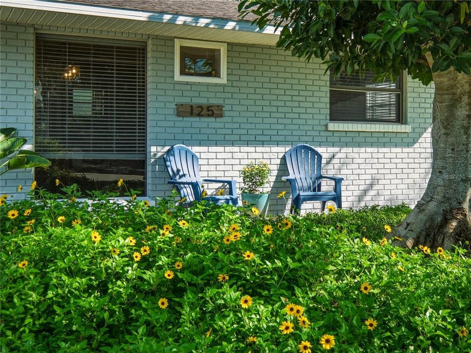 For Sale: $439,000 (2 beds, 2 baths, 1368 Square Feet)
