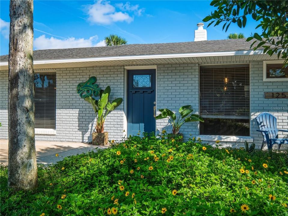 For Sale: $439,000 (2 beds, 2 baths, 1368 Square Feet)