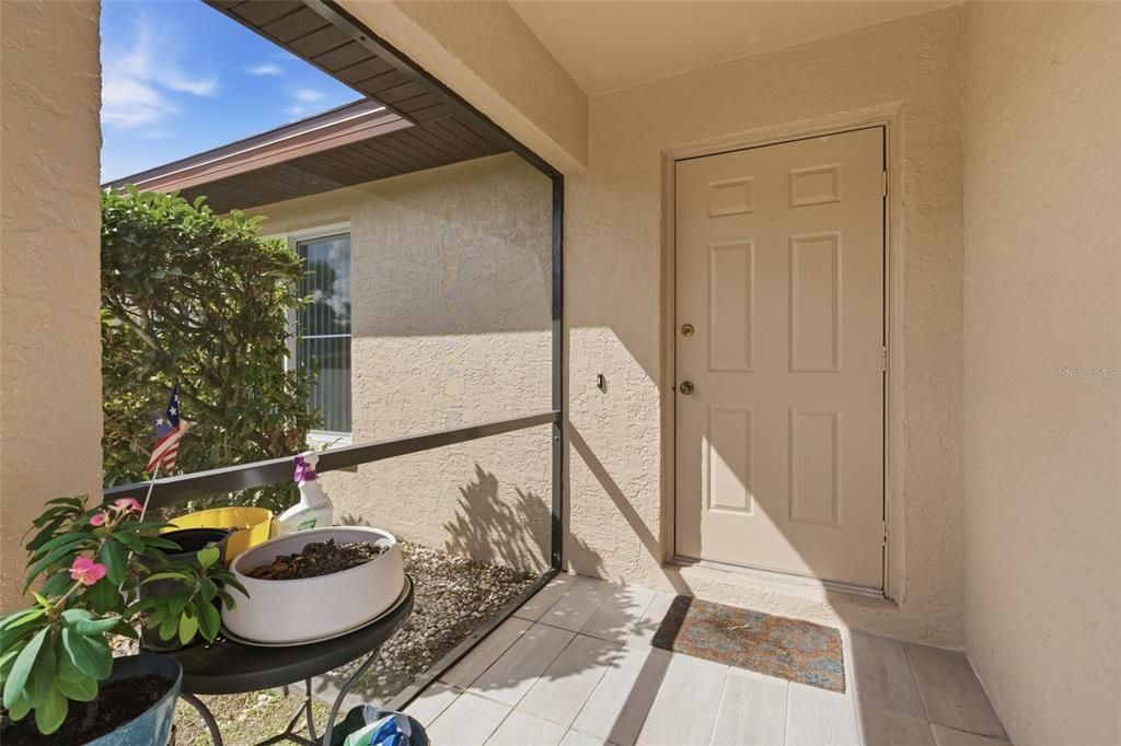 En Venta: $295,000 (3 camas, 2 baños, 1938 Pies cuadrados)