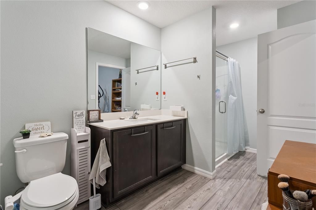 En Venta: $325,000 (3 camas, 2 baños, 1694 Pies cuadrados)