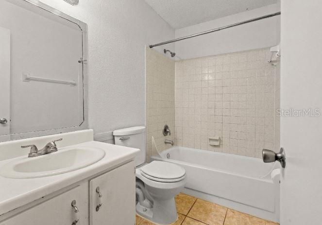 В аренду: $1,750 (2 спален, 2 ванн, 1037 Квадратных фут)