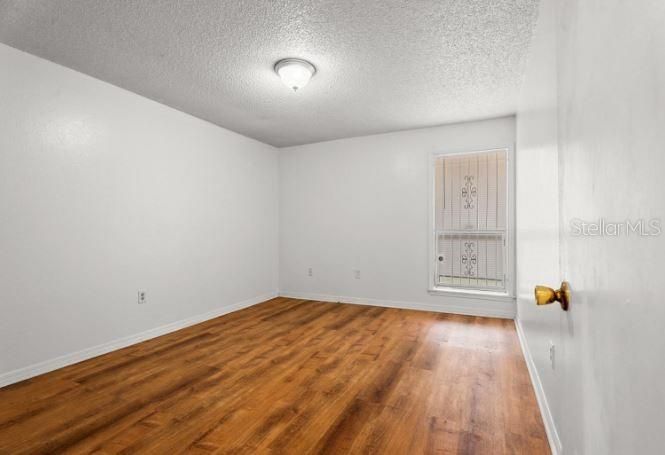 В аренду: $1,750 (2 спален, 2 ванн, 1037 Квадратных фут)