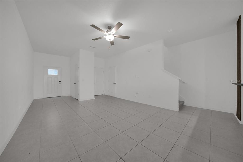 For Sale: $285,000 (3 beds, 2 baths, 1634 Square Feet)
