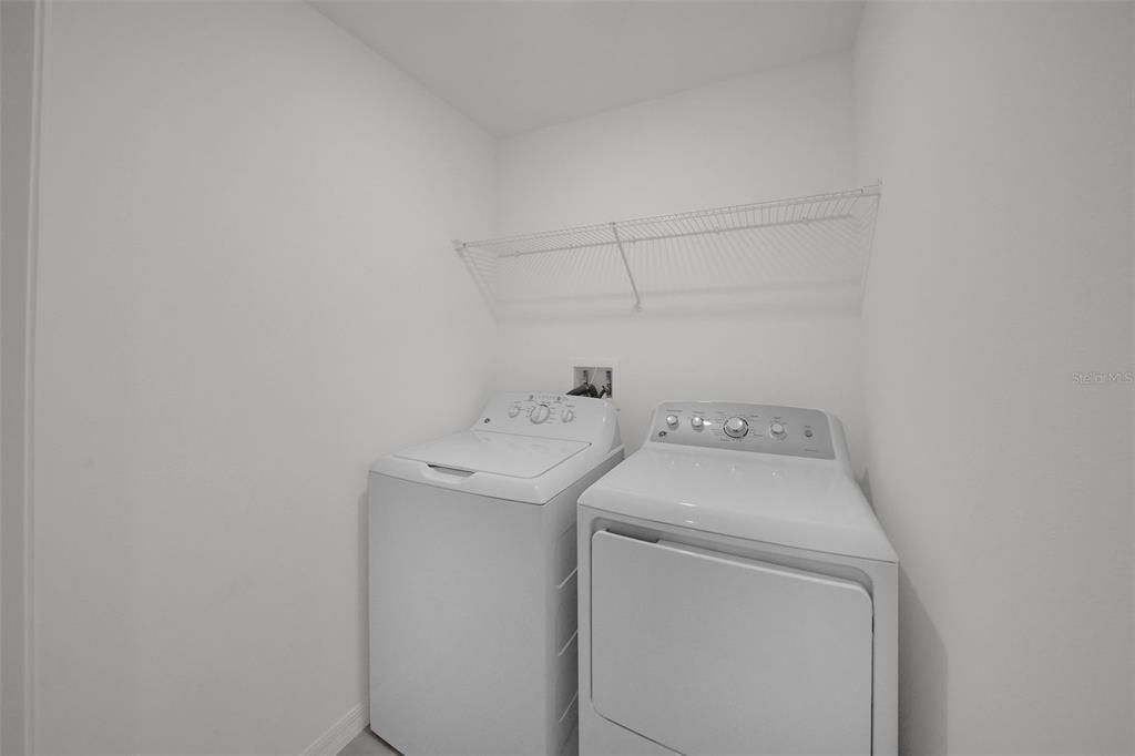 For Sale: $285,000 (3 beds, 2 baths, 1634 Square Feet)