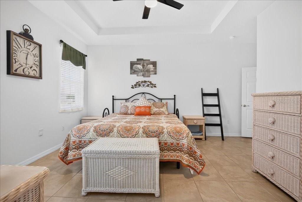 En Venta: $344,000 (3 camas, 2 baños, 1624 Pies cuadrados)