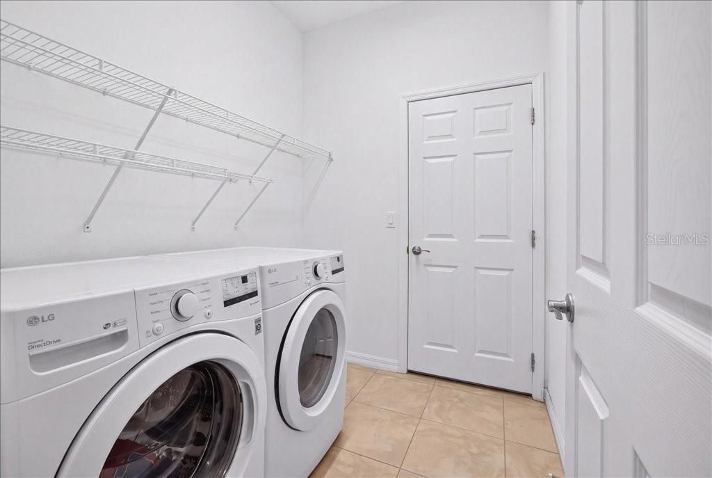 En Venta: $344,000 (3 camas, 2 baños, 1624 Pies cuadrados)