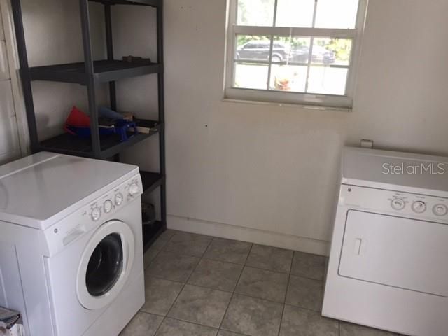 En Renta: $2,395 (3 camas, 2 baños, 1070 Pies cuadrados)