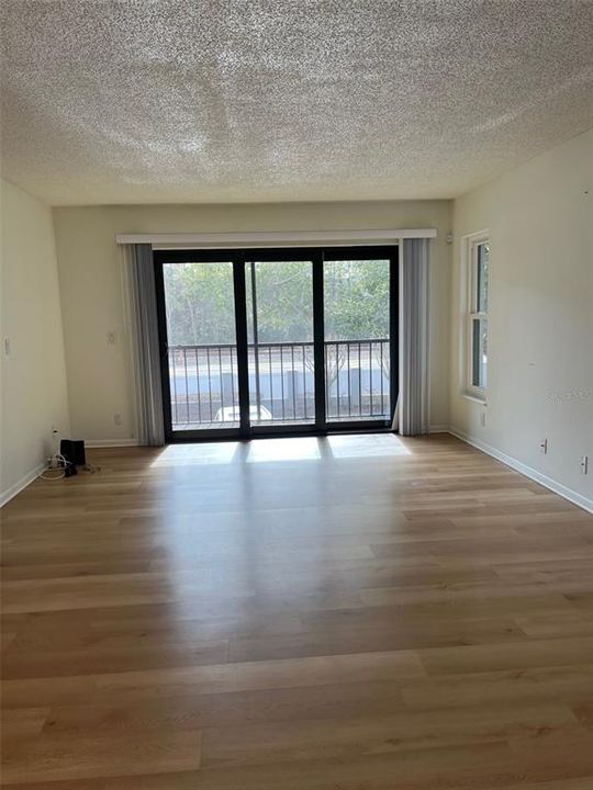 En Renta: $1,550 (2 camas, 2 baños, 1025 Pies cuadrados)