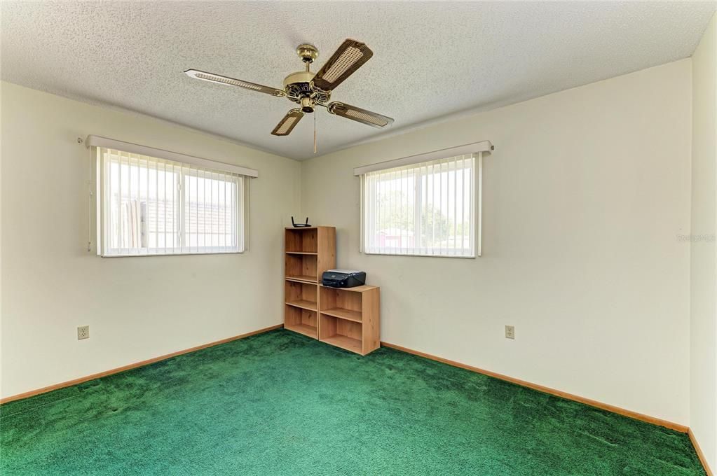 Activo con contrato: $535,000 (3 camas, 2 baños, 1708 Pies cuadrados)