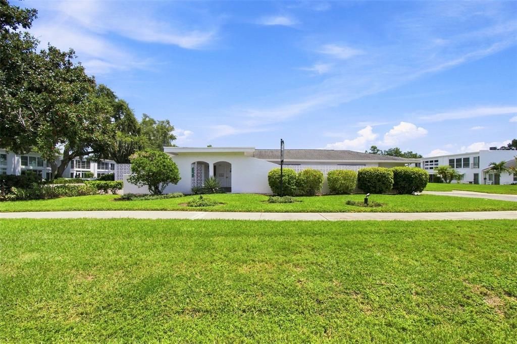 For Sale: $199,000 (2 beds, 2 baths, 1270 Square Feet)
