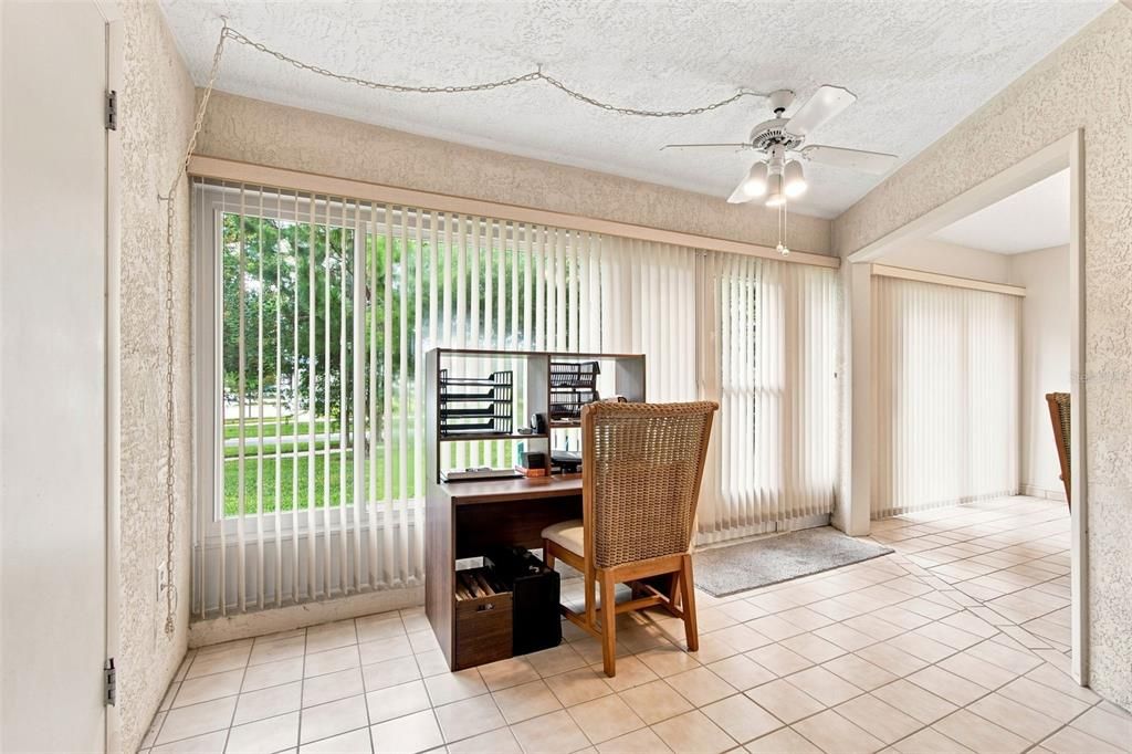 For Sale: $199,000 (2 beds, 2 baths, 1270 Square Feet)