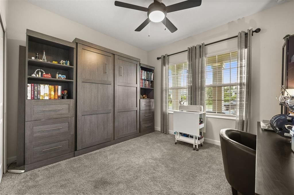 For Sale: $530,000 (5 beds, 3 baths, 3624 Square Feet)