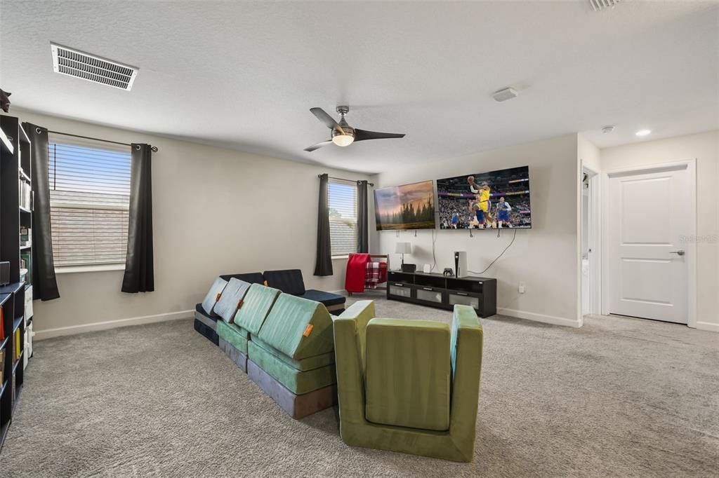 For Sale: $530,000 (5 beds, 3 baths, 3624 Square Feet)